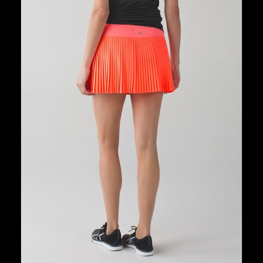 Lululemon size 4 tennis skirt